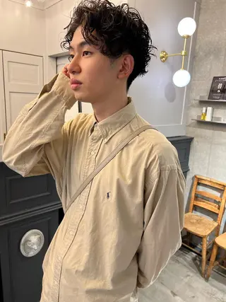 ショート パーマ メンズ ナガミ ショウのヘアスタイル
