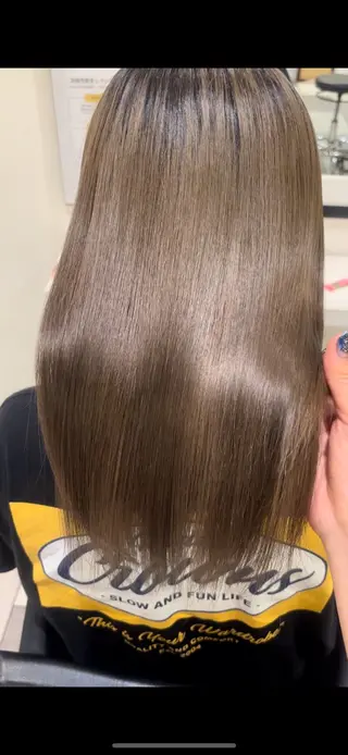 ミディアム カラー3000円🦋 鈴木思音のヘアスタイル