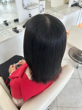 ミディアム 江藤 舞美のヘアスタイル