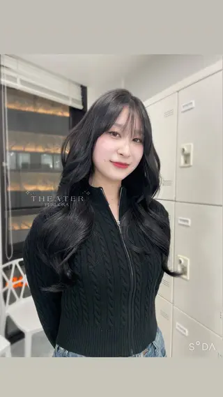 ロング MOE 福岡韓国ヘア✧︎のヘアスタイル