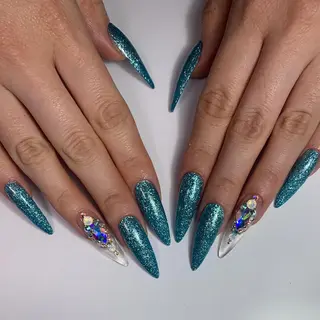 ネイル JACK NAIL 💜Ayakaのネイルデザイン