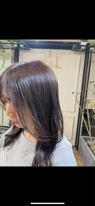 カラー 髙橋 美妃のヘアスタイル