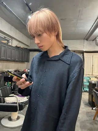 ショート カラー メンズ ハイトーン/顔まわり レイヤー/YUKAのヘアスタイル