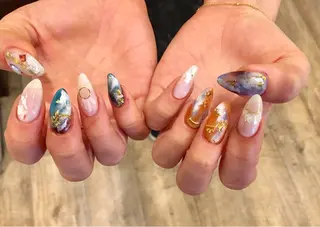 ネイル Nailsalon Charis.yuのネイルデザイン