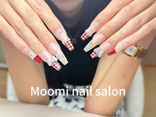 ロング Moomi あずりのネイルデザイン