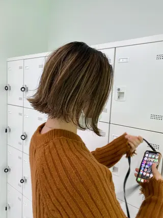 ショート カラー ✨透明感、艶髪ヘア✨ 韓国ヘア特化💖のヘアスタイル