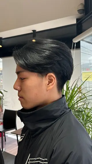 パーマ メンズ arika オケシ　リョウダイのヘアスタイル