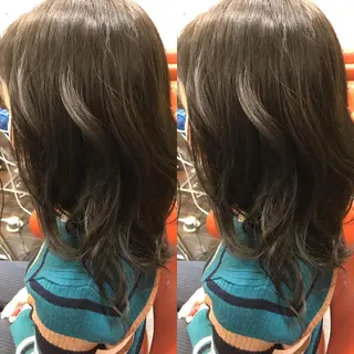 セミロング カラー デザインカラー🌈 高木リョウのヘアスタイル