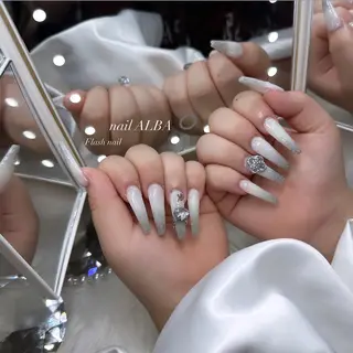 ネイル 加納 莉音のネイルデザイン