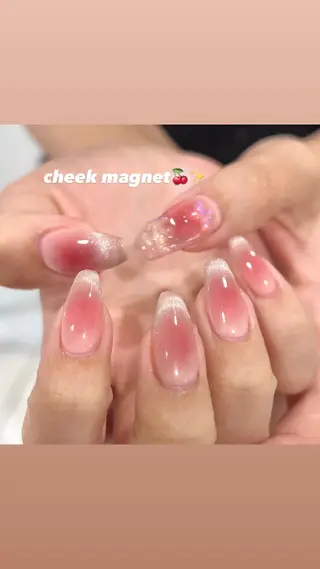 ネイル 🎀チーク/ちゅるん 🫧chisa🎀のネイルデザイン