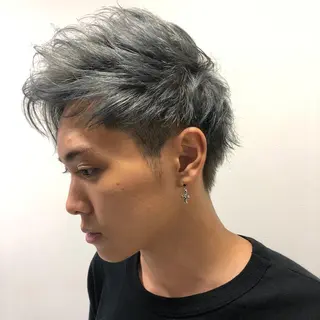 メンズ StellA所属・アートディレクター ワダヒサノリのヘアスタイル