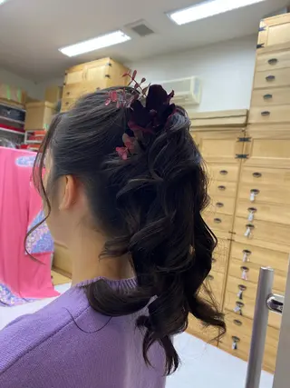 セミロング 鈴木 千恵子のヘアスタイル