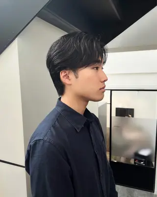 パーマ メンズ Qin shaire salon 原宿verno店所属・【センターパート】 ETO／江藤翼の眉毛・アイブロウイメージ