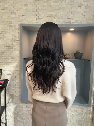 ロング 本多 美羽のヘアスタイル