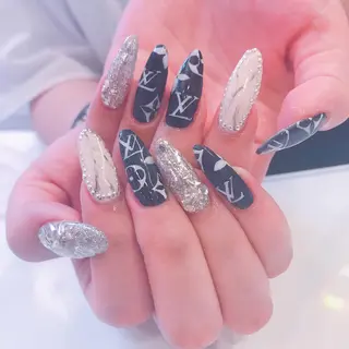 ネイル 韓国風✨髪質改善✨ 縮毛矯正✨松浦知奈美のヘアスタイル