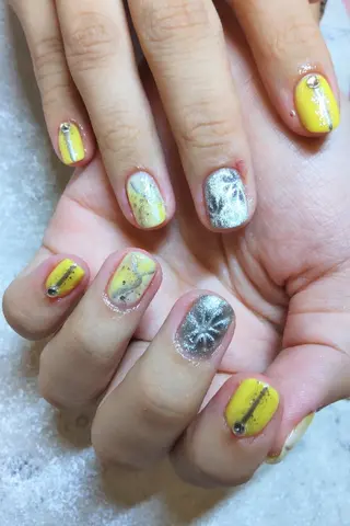 ネイル CHOUETTE所属・CHOUETTE MIOのネイルデザイン