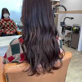 ロング 上田 早恵のヘアスタイル