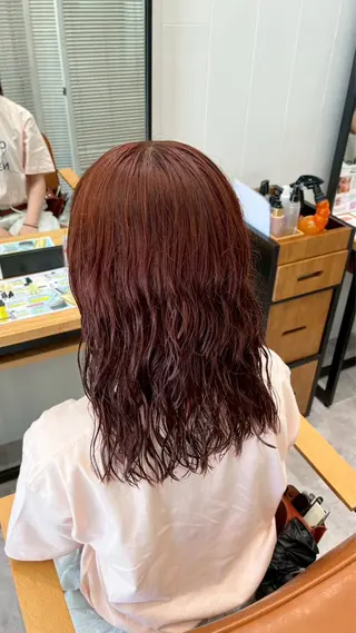 ミディアム mikoto暖色🍑 抜け感カラー🪡✨のヘアスタイル