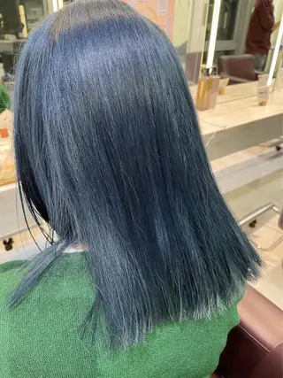 セミロング カラー 似合わせレイヤー 海外風レイヤーmioのヘアスタイル