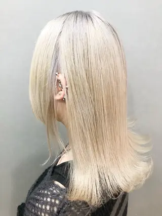 ミディアム カラー レイヤーブリーチ特化 ホワイト専門/岸のヘアスタイル