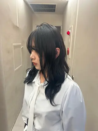 ロング 🐈⬛ブリーチ カラー特化🐈⬛彩のヘアスタイル