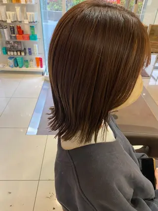 ミディアム ミルクティーベージュ 暖色カラー/池田麻帆のヘアスタイル