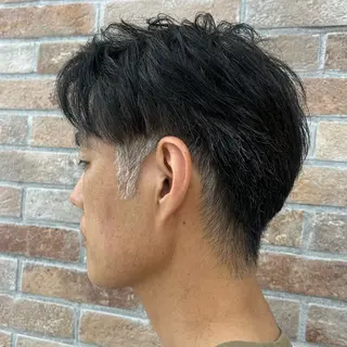 ショート メンズ 毛流れ 癖毛カット/ 英山明未のヘアスタイル