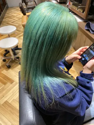 セミロング カラー 美髪改善・ブリーチ tadasuke⭐️のヘアスタイル