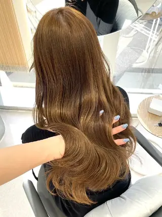 ロング カラー HONEY渋谷 髪質改善/ハイライトのヘアスタイル
