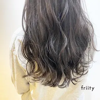 ロング 中司 莉菜のヘアスタイル