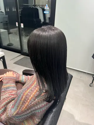 セミロング カラー kei/透明感カラー /縮毛矯正/メンズのヘアスタイル