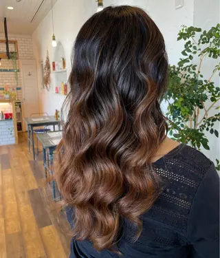 ロング カラー 🌸小掛🌸 豊橋外国人風カラーのヘアスタイル