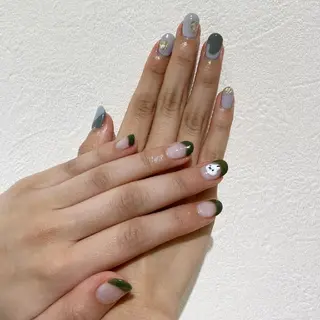 ネイル Fleur 【フルール】のネイルデザイン