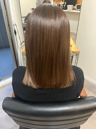 ミディアム OFF YUYAのヘアスタイル