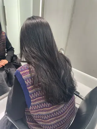 セミロング カラー 🐺ウルフ/レイヤー カット/高嶋湧大のヘアスタイル