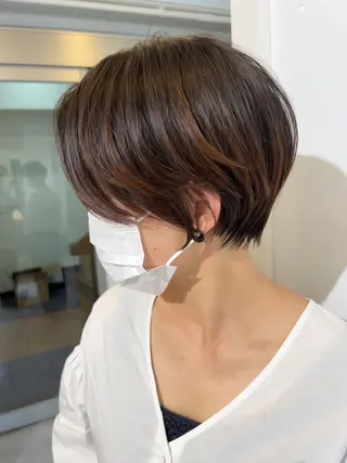 ショート レイヤー×縮毛矯正 深見 拓のヘアスタイル