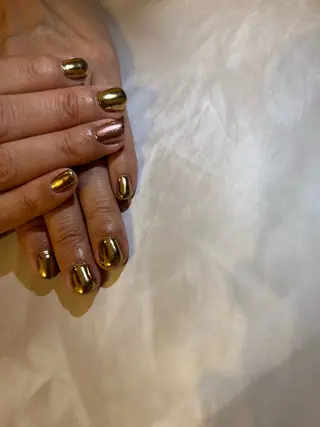 ネイル VIE&VENUS所属・やまだ しおりのネイルデザイン