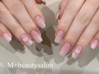 ネイル M+  Beauty Salonのネイルデザイン