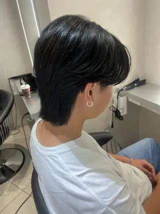 パーマ メンズ 韓国メンズ特化 ダウン・毛流れパーマのヘアスタイル