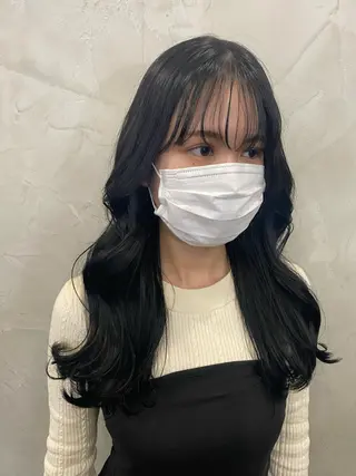ロング カラー 佐伯 鼓乃美のヘアスタイル