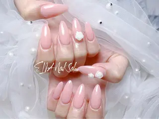 ミディアム ELIA【エリア】 nailsalonのネイルデザイン