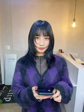 ミディアム カラー レイヤーウルフ エクステ磯部のヘアスタイル