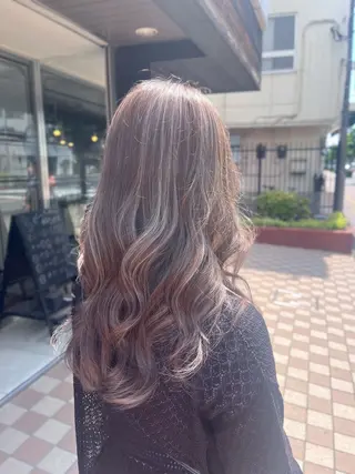 ロング カラー なかやま みおのヘアスタイル