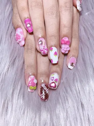 ネイル 稲垣 江梨花のネイルデザイン