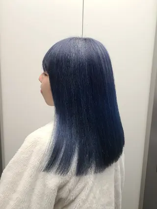 カラー yolo.所属・夜特化型ヘアサロン 𓃱yolo.タナベのヘアスタイル