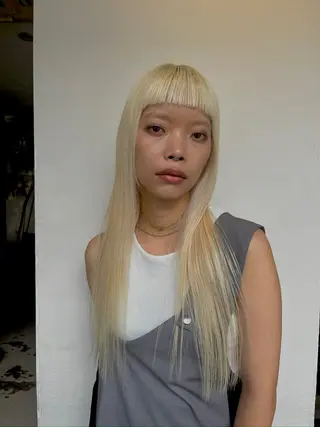 ミディアム カラー 本田 聖のヘアスタイル