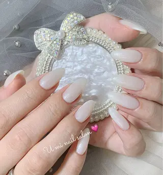 ネイル U·Mi nail salon所属・U·MI 長さ出し専門店のネイルデザイン