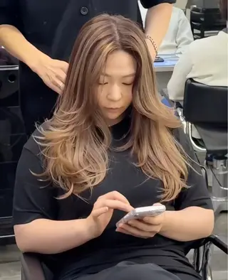 ロング Nao/ 大宮/外国人風カラーのヘアスタイル