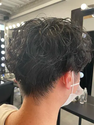 ショート パーマ メンズ ブリーチなし透明感 タケザワミキのヘアスタイル