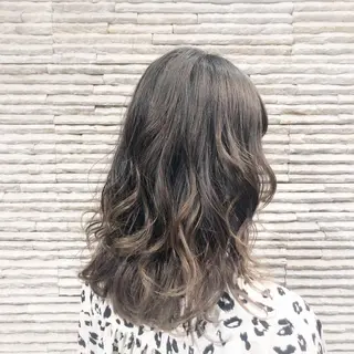 セミロング カラー ヘアアレンジ 嶋田 ゆきのヘアスタイル